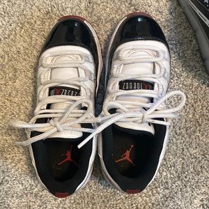 Little Boys Jordan’s 11 size 13C